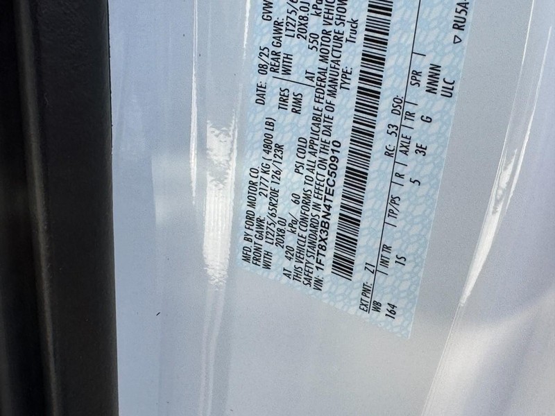 Ford Super Duty F-350 SRW Vehicle Image 20