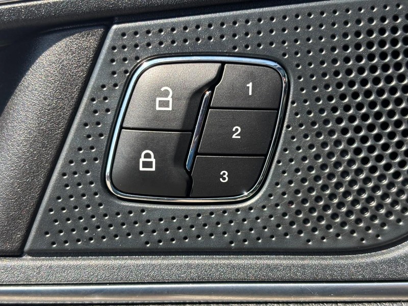 Ford Edge Vehicle Image 27