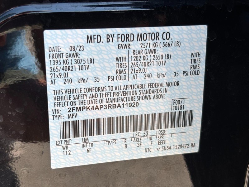 Ford Edge Vehicle Image 30