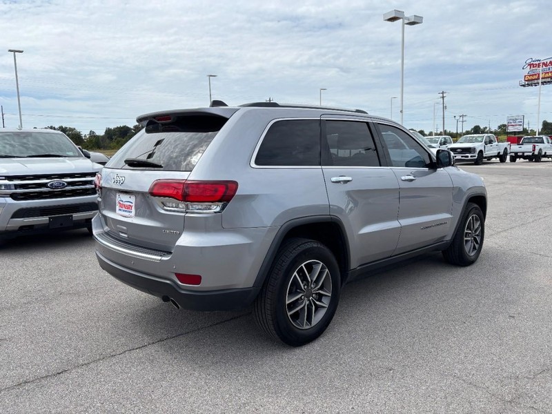 Jeep Grand Cherokee Vehicle Image 03