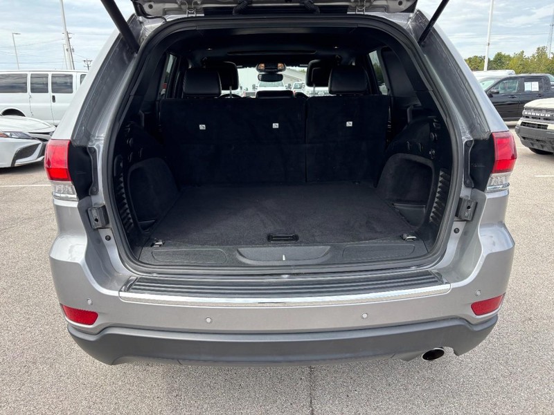 Jeep Grand Cherokee Vehicle Image 04