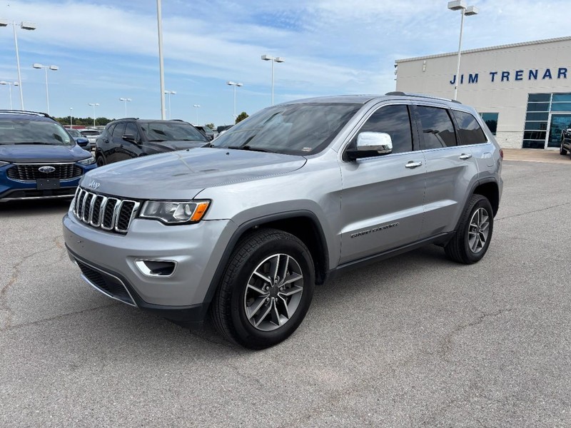 Jeep Grand Cherokee Vehicle Image 08