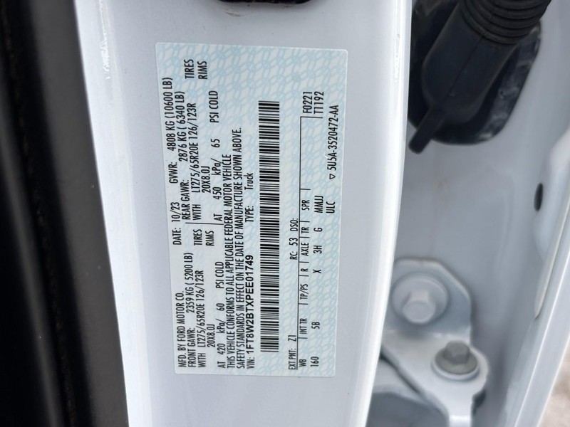 Ford Super Duty F-250 SRW Vehicle Image 29
