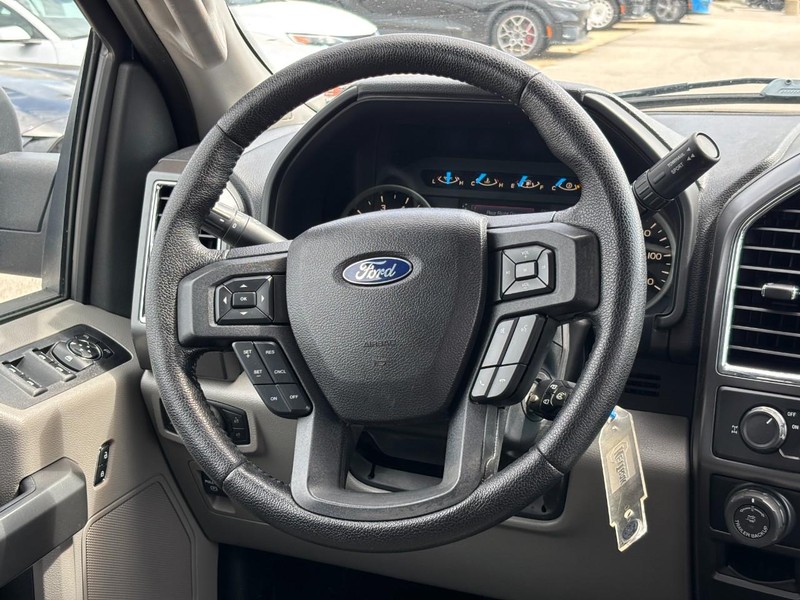 Ford F-150 Vehicle Image 12