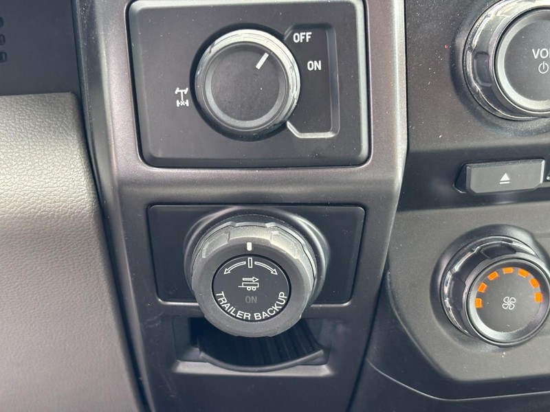 Ford F-150 Vehicle Image 25