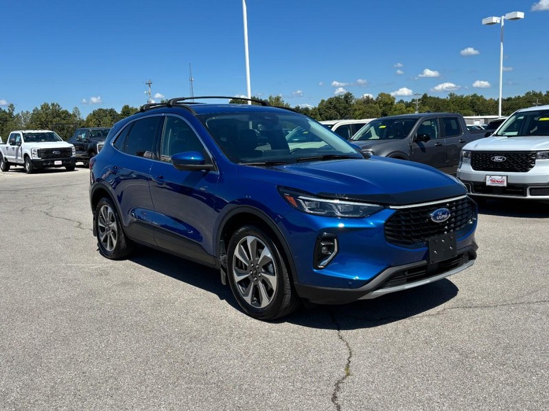 Ford Escape Vehicle Image 02