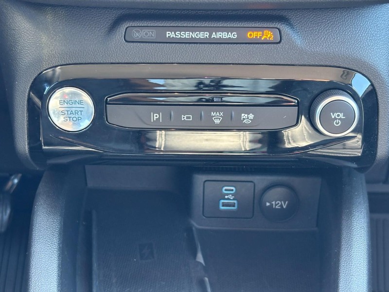 Ford Escape Vehicle Image 14