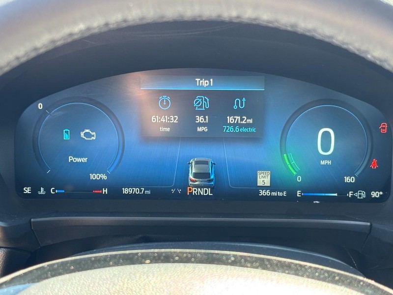 Ford Escape Vehicle Image 19