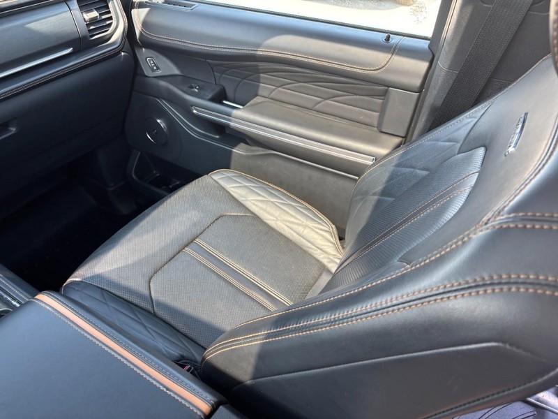 Ford Expedition Max Vehicle Image 16