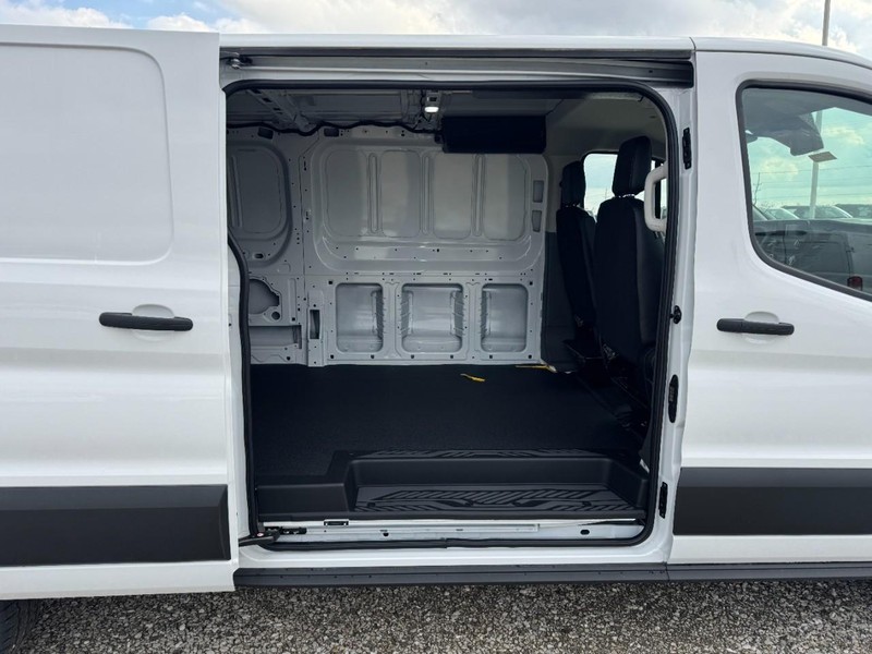 Ford Transit Cargo Van Vehicle Image 06