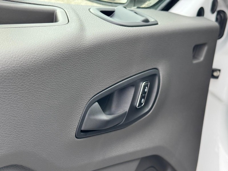 Ford Transit Cargo Van Vehicle Image 10