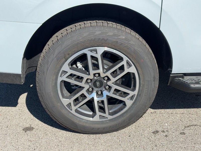 Ford Expedition Max Vehicle Image 04