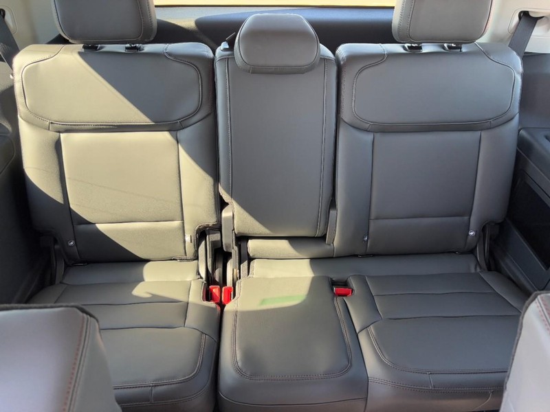 Ford Expedition Vehicle Image 06