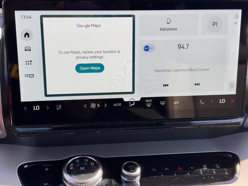 Ford Expedition Vehicle Image 17