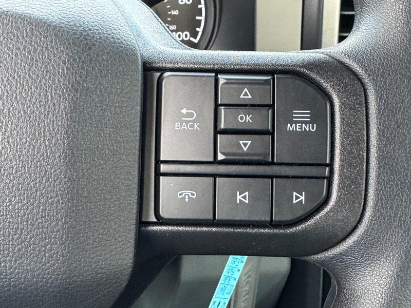 Ford Super Duty F-250 SRW Vehicle Image 15