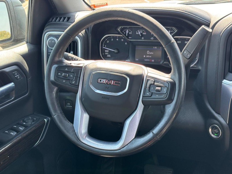 GMC Sierra 1500 Vehicle Image 12
