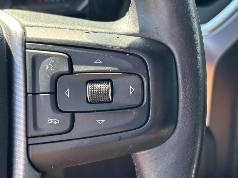 GMC Sierra 1500 Vehicle Image 18