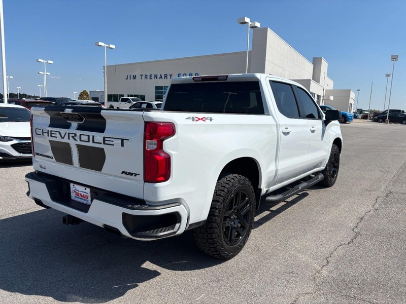 Chevrolet Silverado 1500 Vehicle Image 03