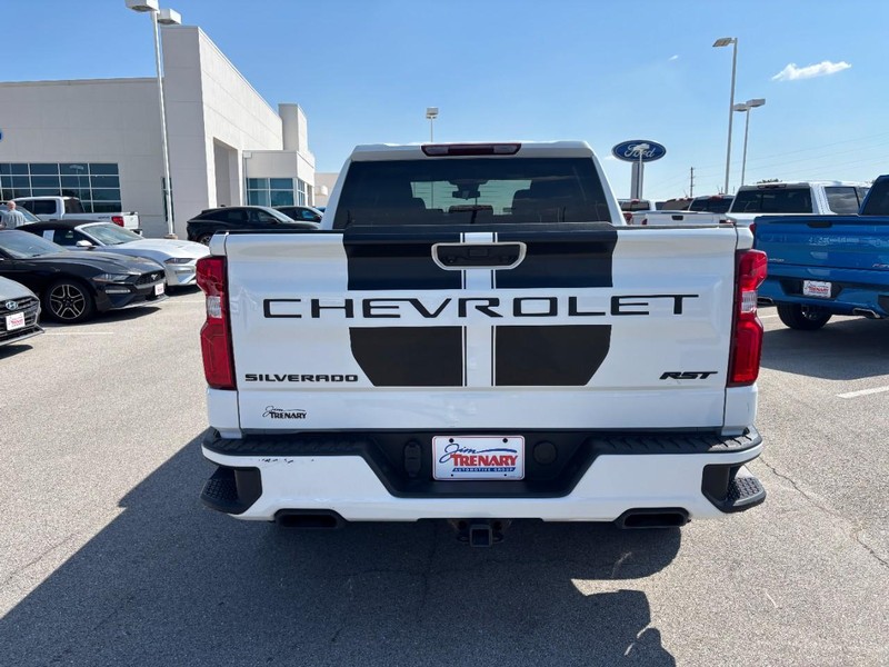 Chevrolet Silverado 1500 Vehicle Image 05