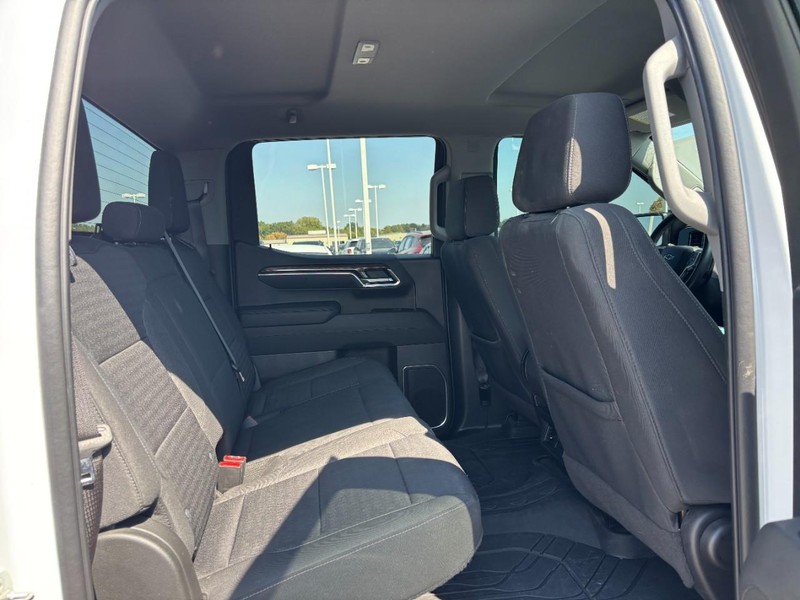 Chevrolet Silverado 1500 Vehicle Image 10