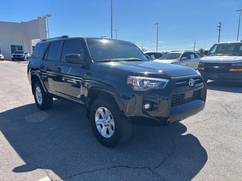 Toyota 4Runner Vehicle Image 02