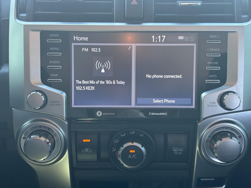 Toyota 4Runner Vehicle Image 13