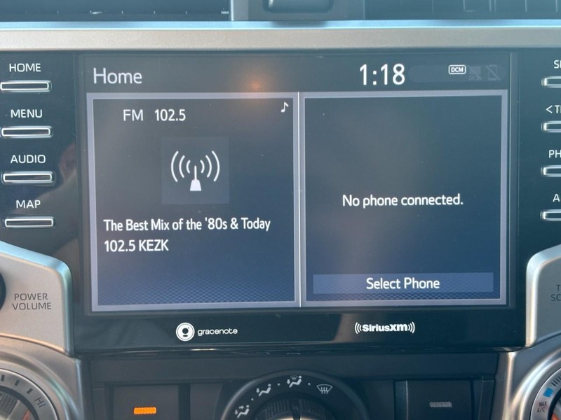 Toyota 4Runner Vehicle Image 21