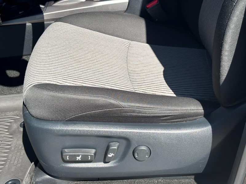 Toyota 4Runner Vehicle Image 25