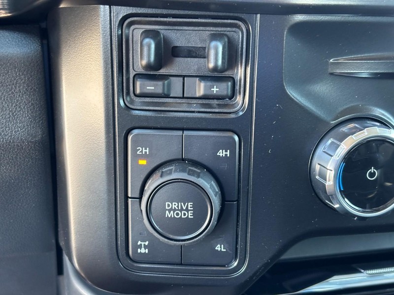 Ford Super Duty F-250 SRW Vehicle Image 19