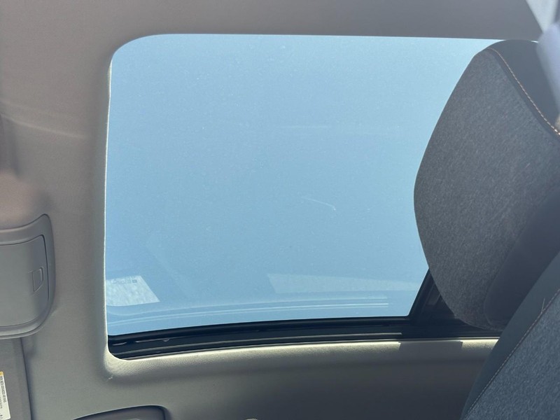 Chevrolet Equinox Vehicle Image 27