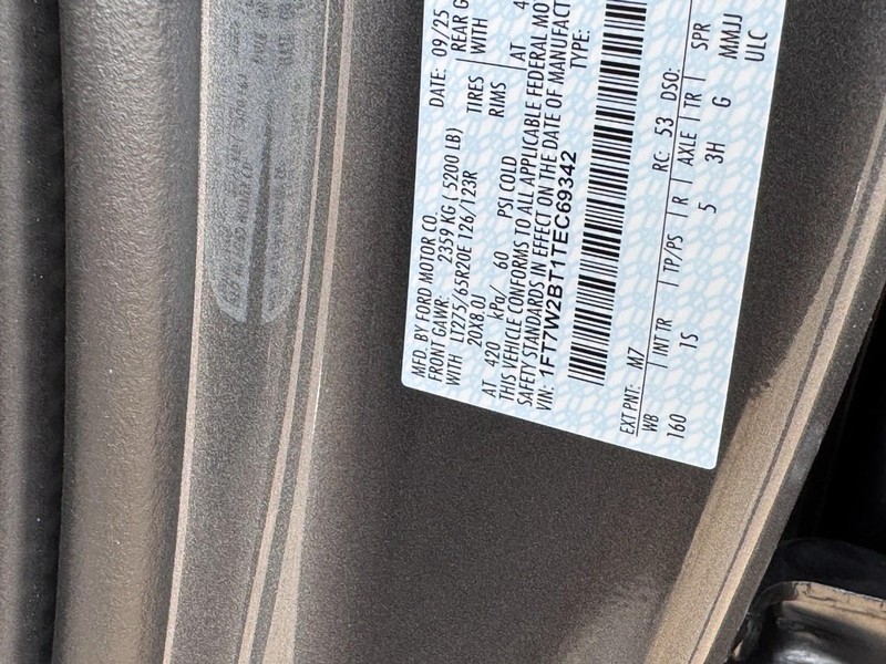 Ford Super Duty F-250 SRW Vehicle Image 20