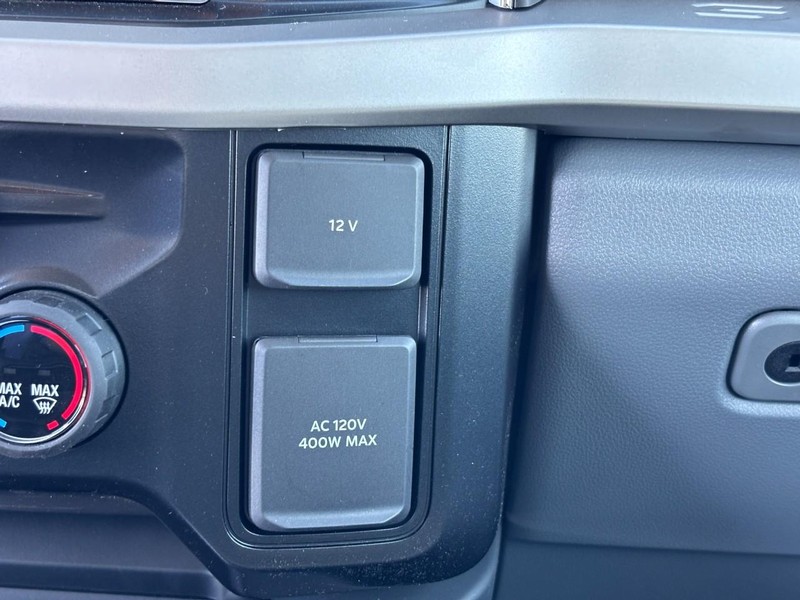 Ford Super Duty F-350 SRW Vehicle Image 20