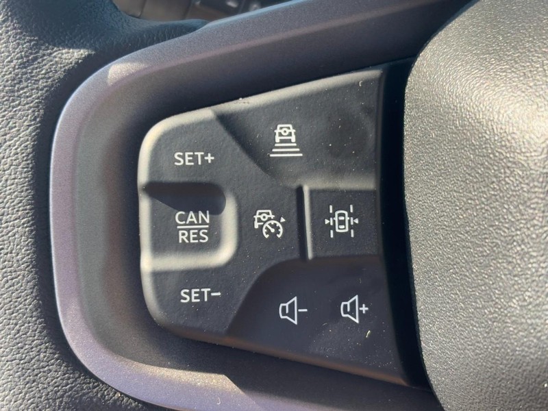 Ford Bronco Vehicle Image 12