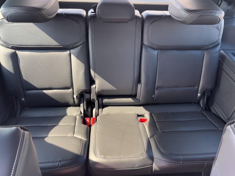 Ford Expedition Vehicle Image 06