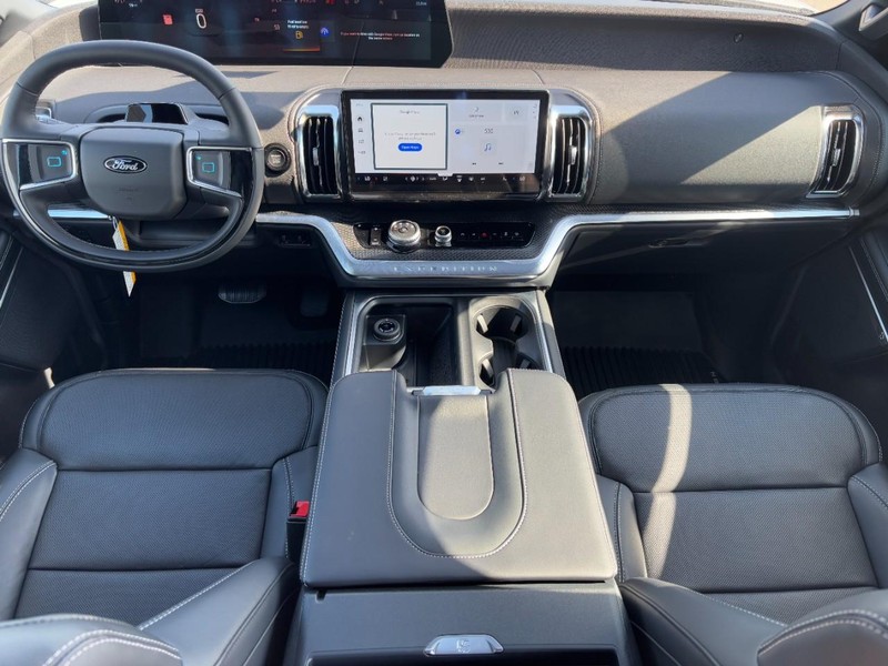 Ford Expedition Vehicle Image 07