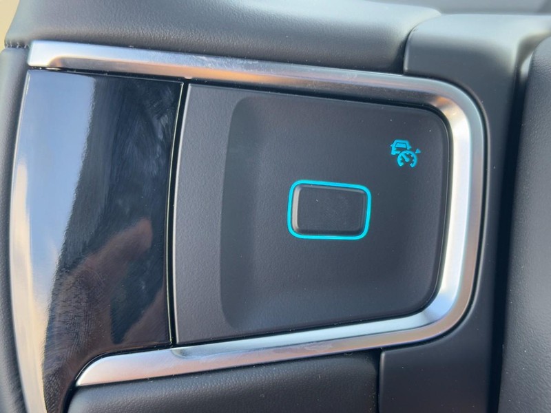 Ford Expedition Vehicle Image 13
