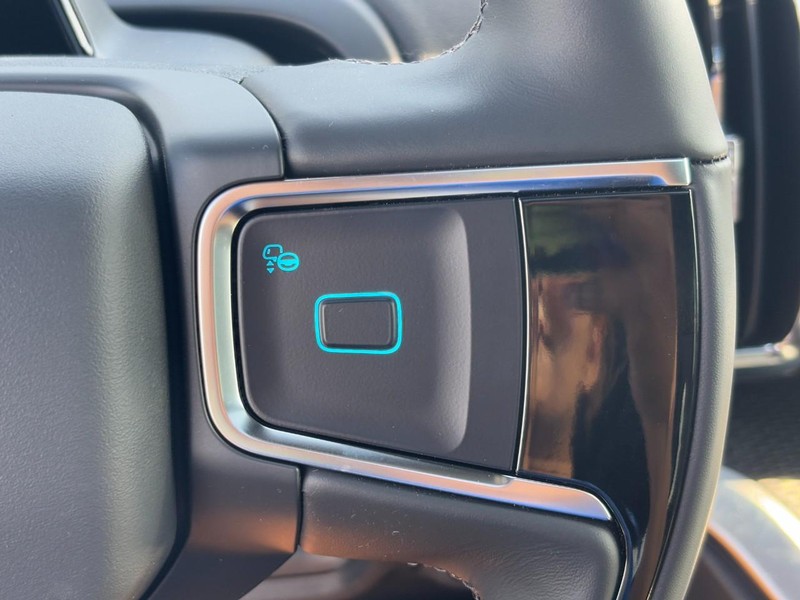 Ford Expedition Vehicle Image 14