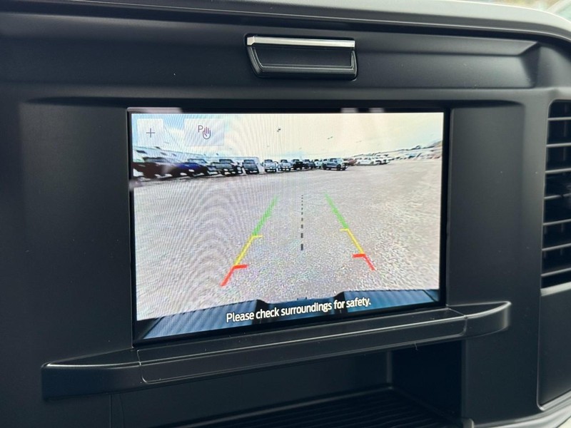 Ford Super Duty F-250 SRW Vehicle Image 17