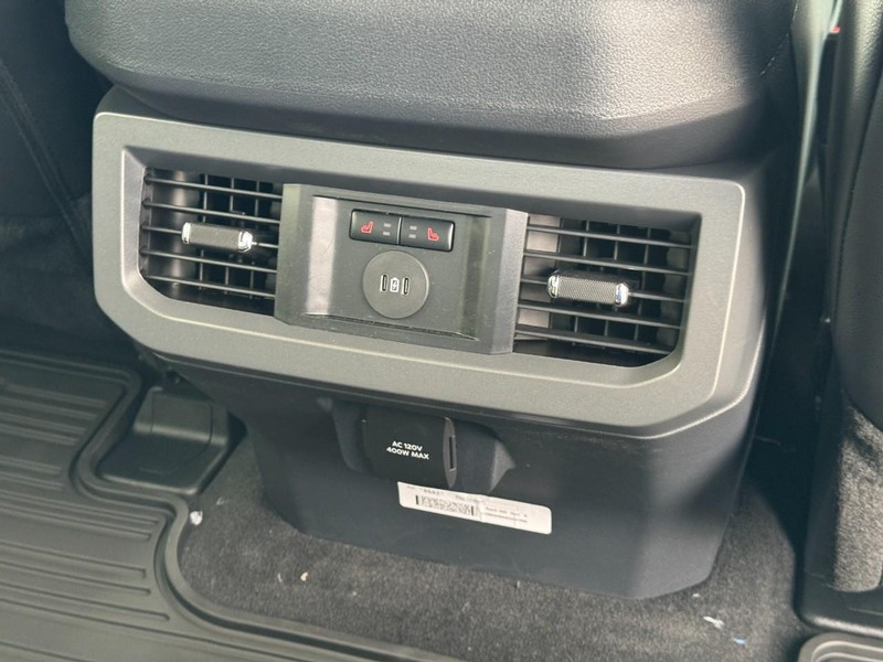 Ford Super Duty F-350 SRW Vehicle Image 11