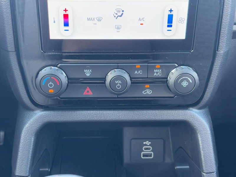 Ford Ranger Vehicle Image 09
