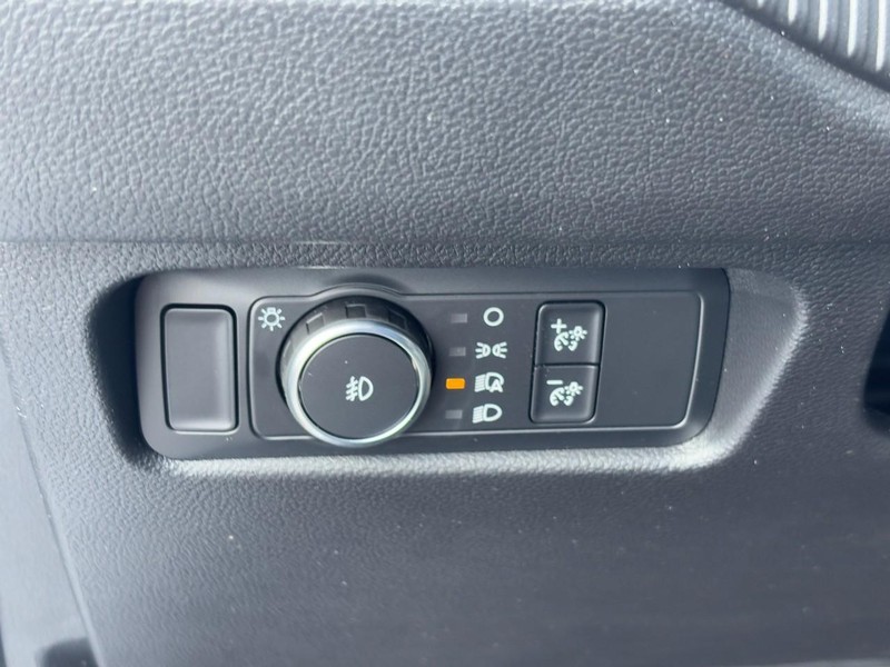Ford Ranger Vehicle Image 11