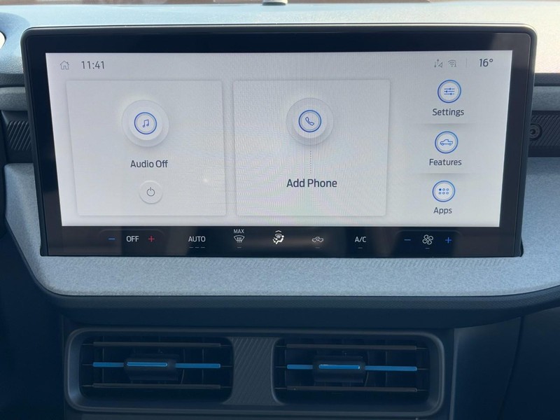 Ford Maverick Vehicle Image 08