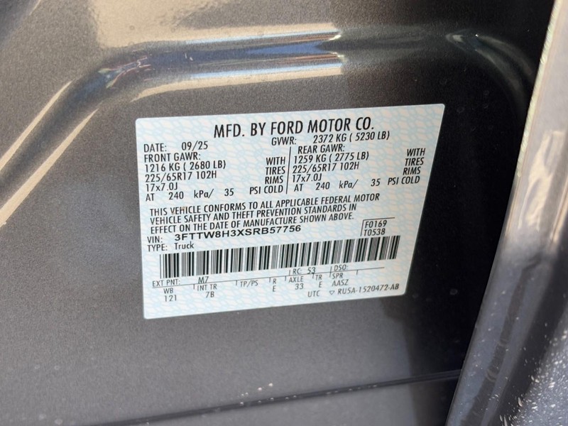 Ford Maverick Vehicle Image 21