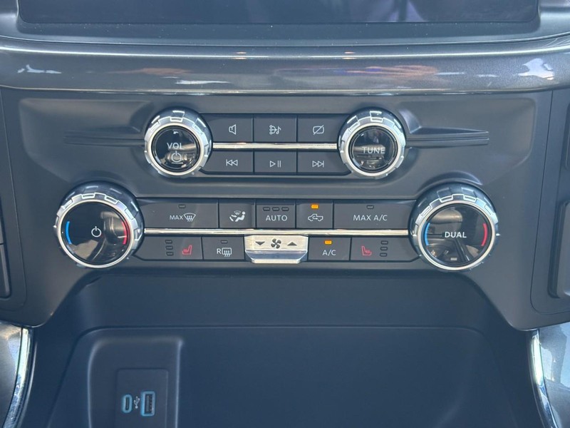 Ford F-150 Vehicle Image 14