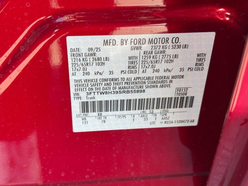 Ford Maverick Vehicle Full-screen Gallery Image 21