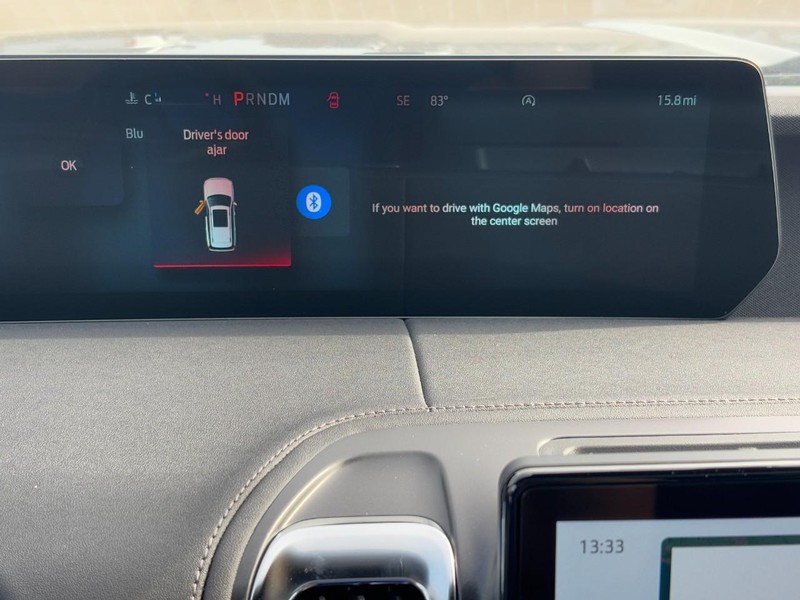 Ford Expedition Max Vehicle Full-screen Gallery Image 16