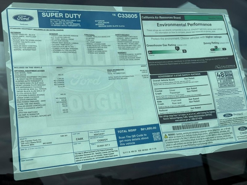 Ford Super Duty F-250 SRW Vehicle Full-screen Gallery Image 15