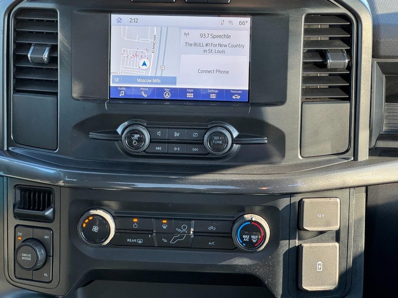 Ford F-150 Vehicle Full-screen Gallery Image 13