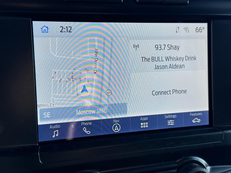 Ford F-150 Vehicle Full-screen Gallery Image 23