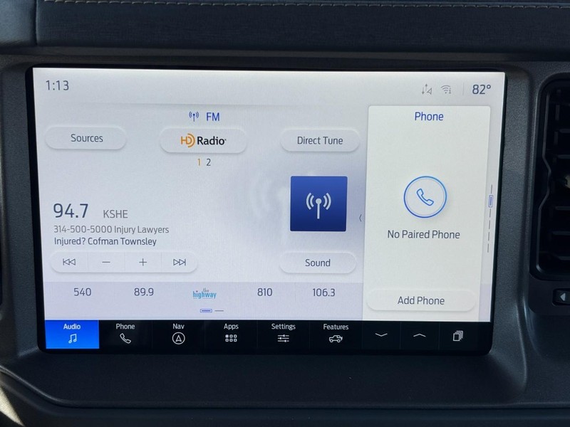 Ford Bronco Vehicle Full-screen Gallery Image 8